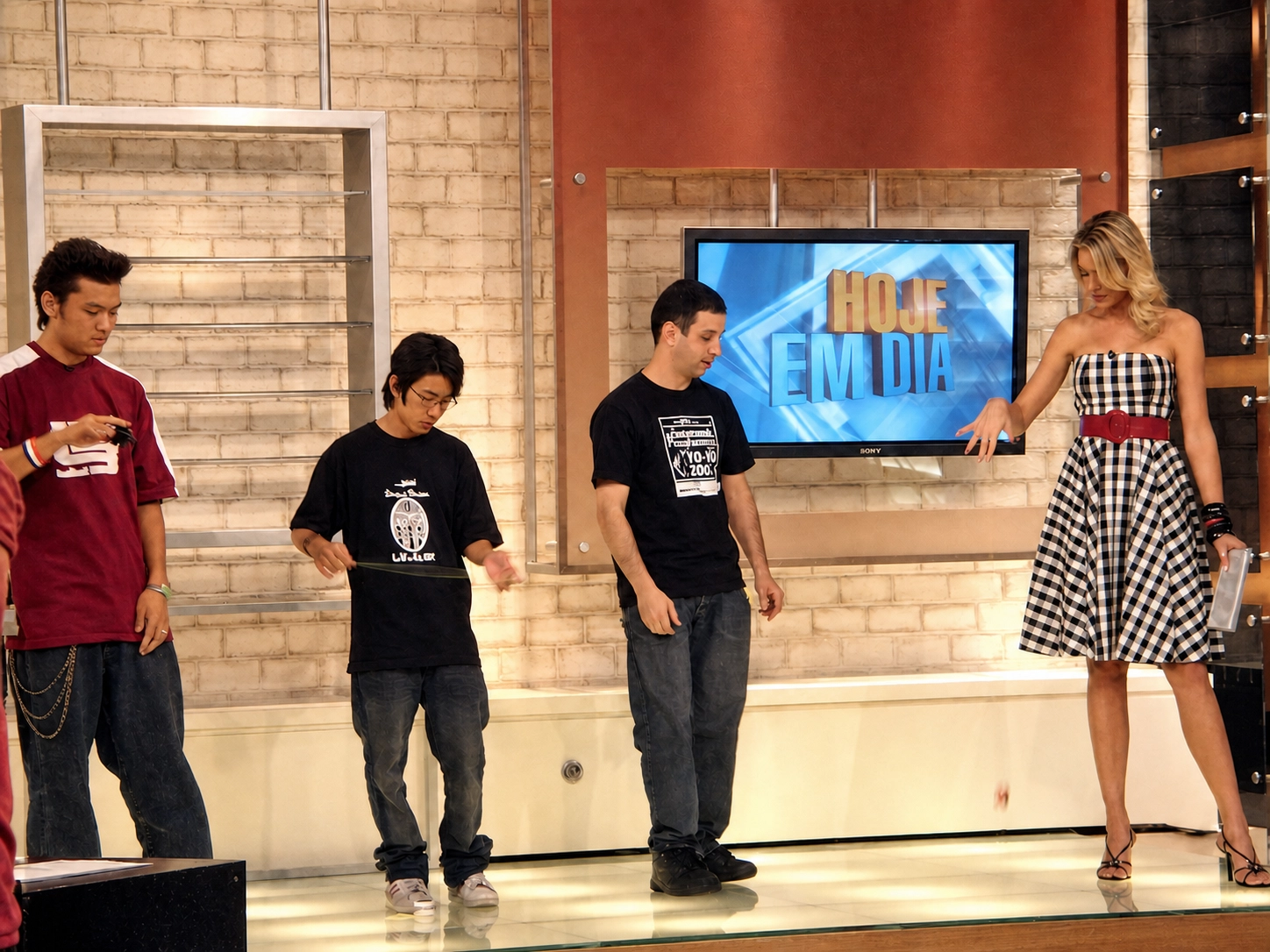 Yoyonautas em ação no programa Hoje em Dia